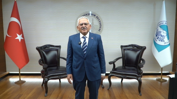 Başkan Büyükkılıç, “Kayseri, 5 üniversitesi ile öğrenci yavrularımızın hizmetinde, emrindedir”
